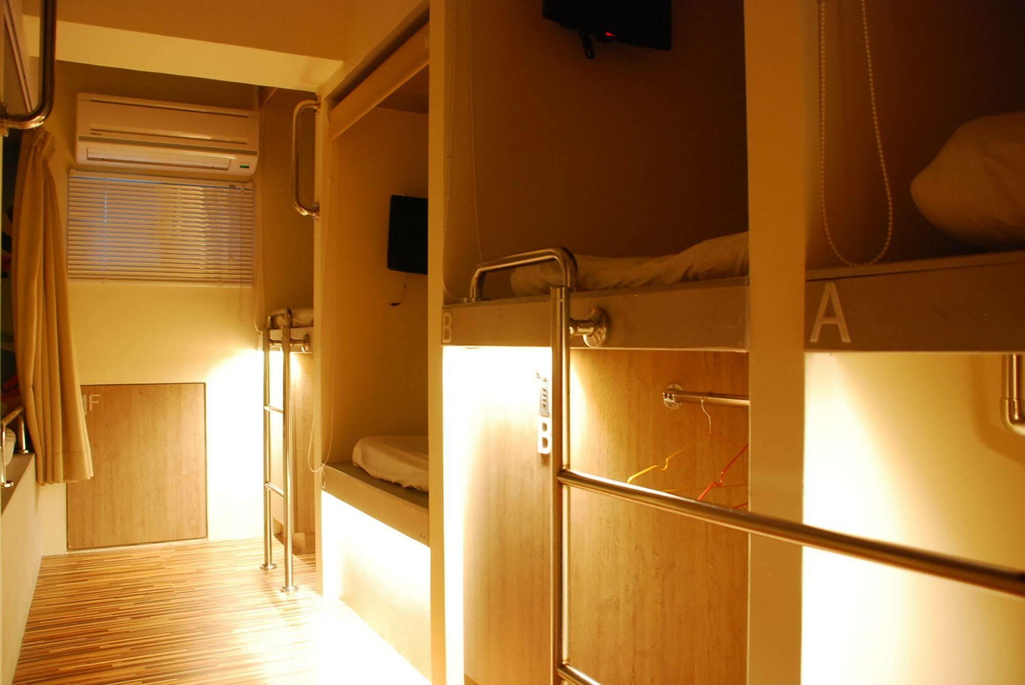 Taipei Livepal Hostel Buitenkant foto